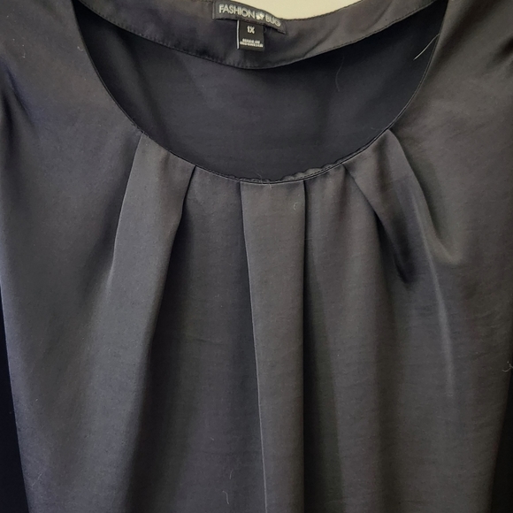 Fashion Bug Pleated Scoop Neck Sleeveless Top women's size 1x - Picture 2 of 12